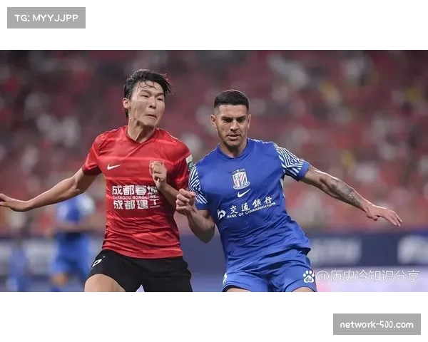 蓝十字后防线重组见成效 近三场比赛仅失一球